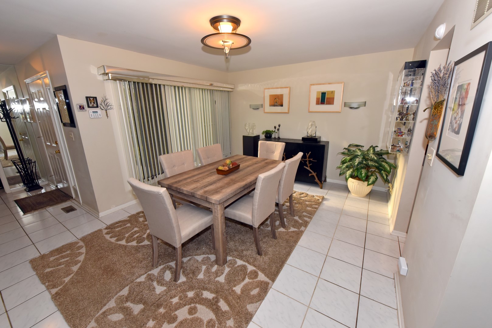 1961 Koehling Road Northbrook, IL 60062 - Photo 4 of 12