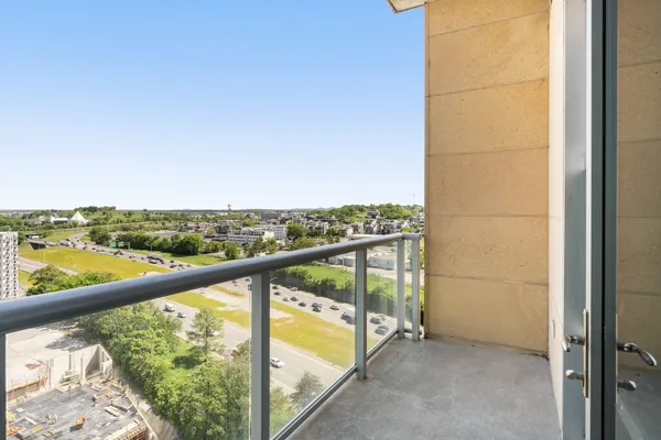 $2,500 | 700 12th Avenue South, Unit 1110, Nashville, TN 37203