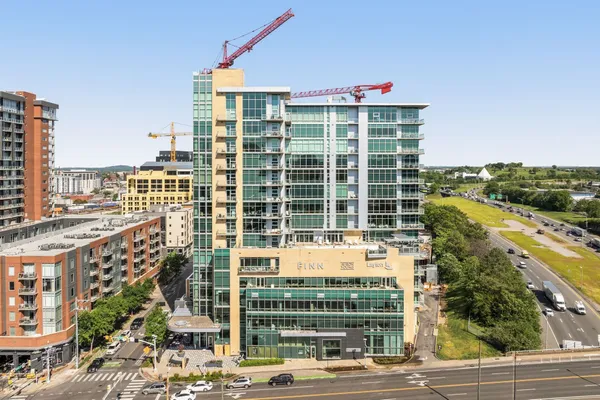 $2,500 | 700 12th Avenue South, Unit 1110, Nashville, TN 37203