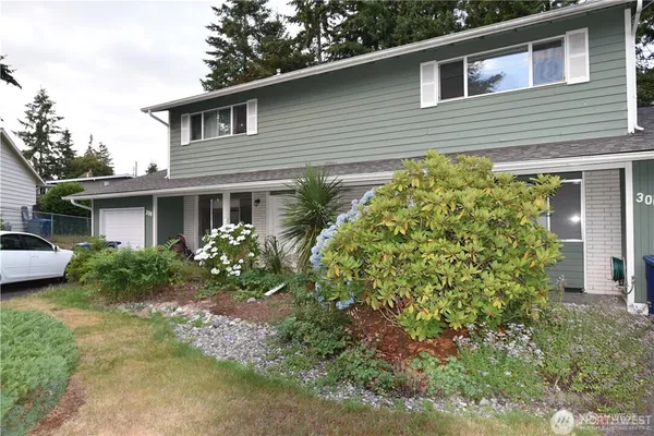 $3,150 | 306 146th Place Northeast, Bellevue, WA 98007