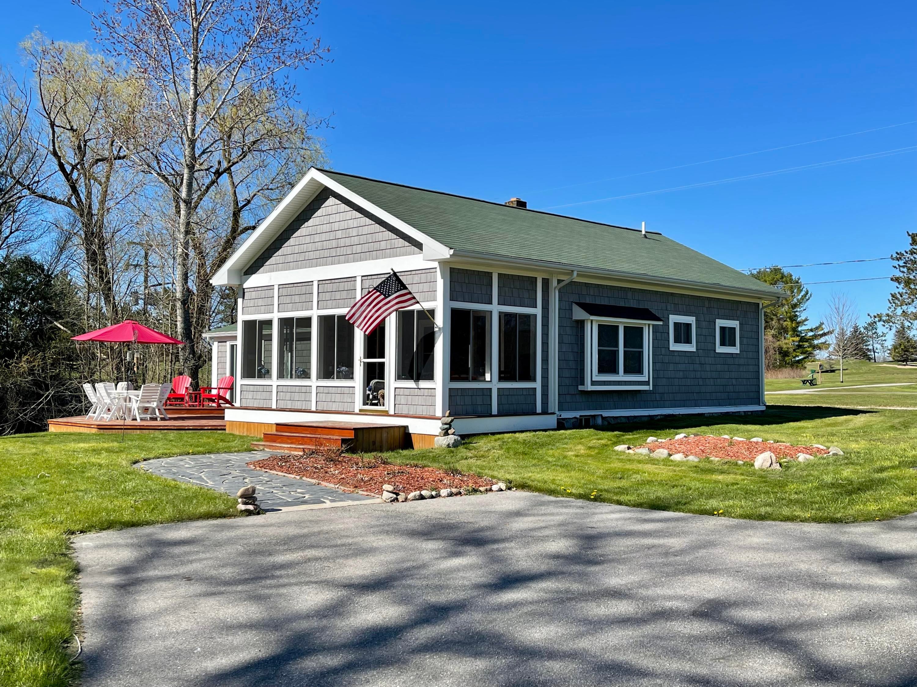 1297 Old Mackinaw Road Cheboygan, MI 49721 - Photo 18 of 23 Gallery Image 18