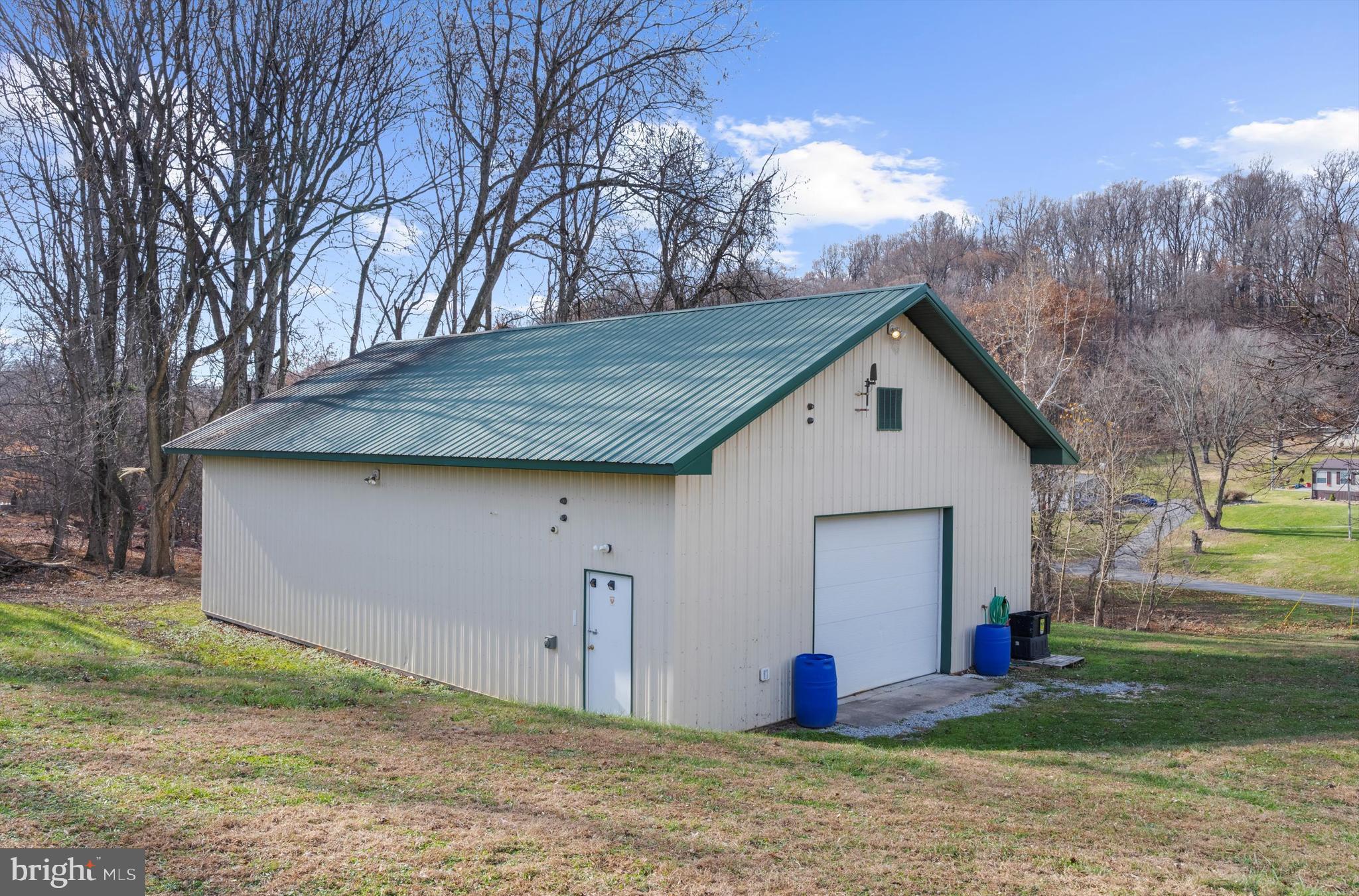 2219 Back Road Sharpsburg, MD 21782 - Photo 29 of 31 a view of a house with backyard