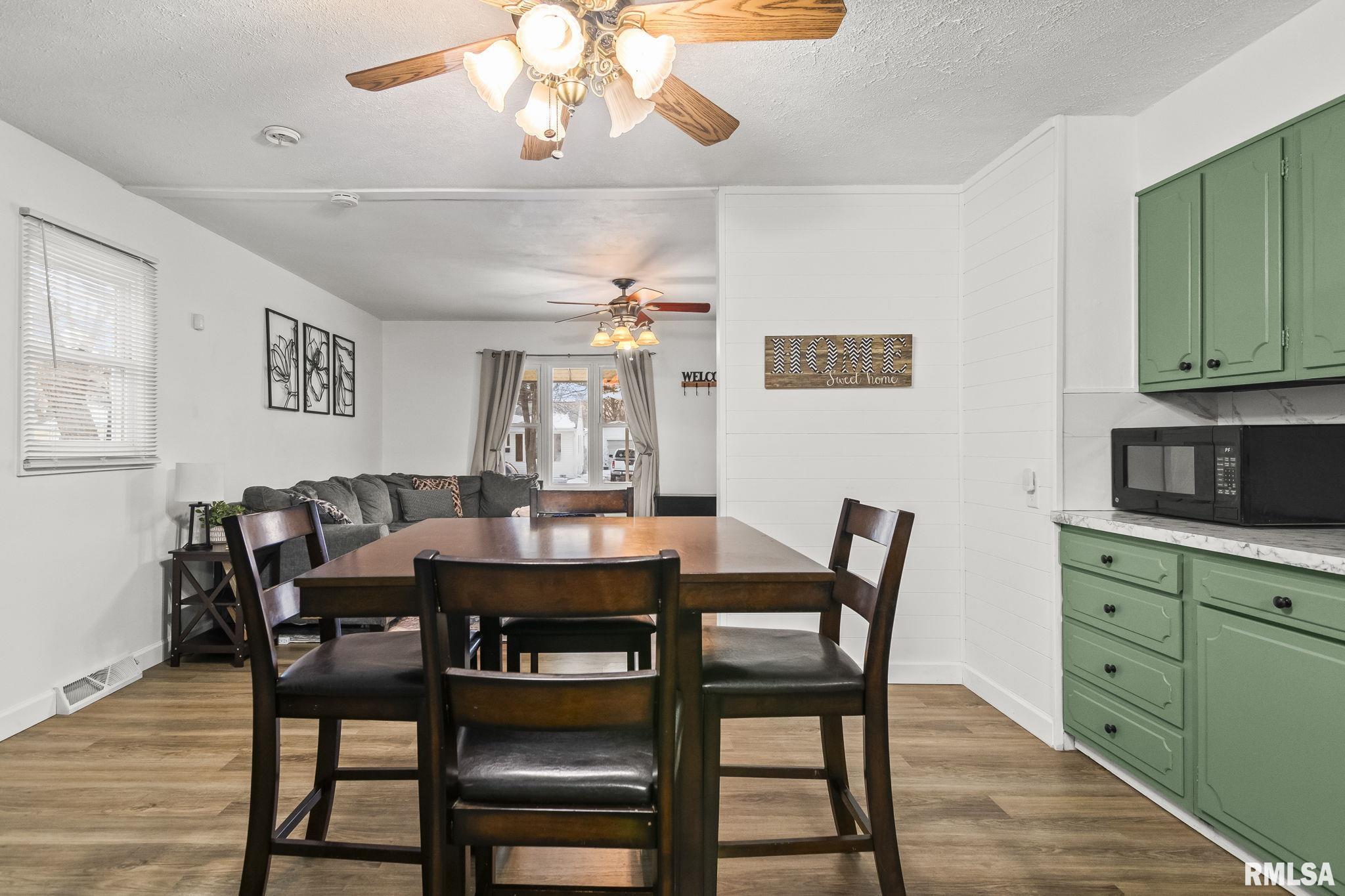 1016 Johnson Lane Springfield, IL 62702 - Photo 15 of 30