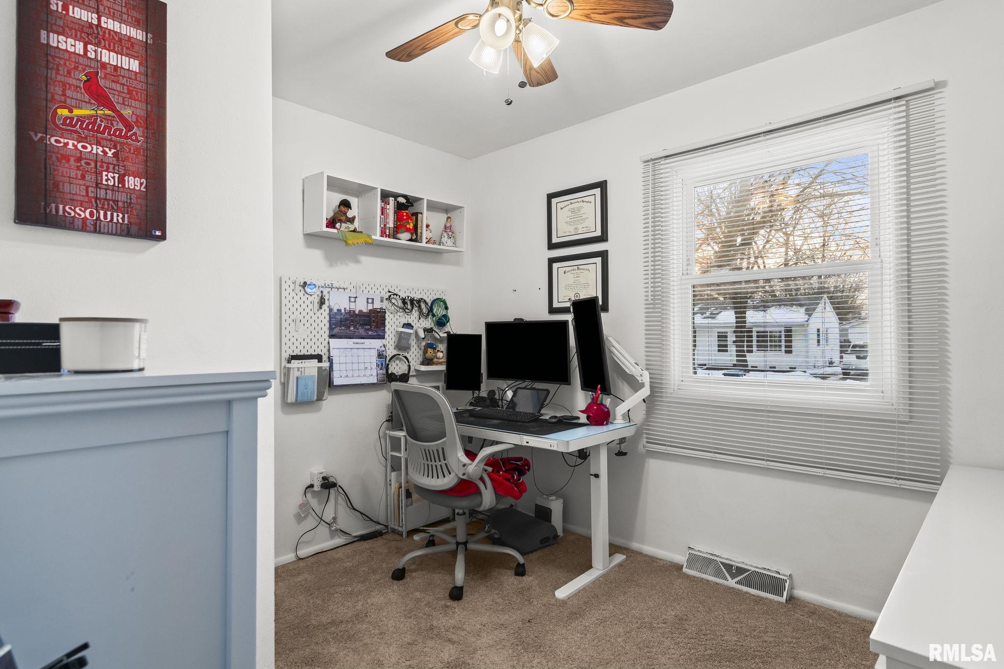 1016 Johnson Lane Springfield, IL 62702 - Photo 20 of 30