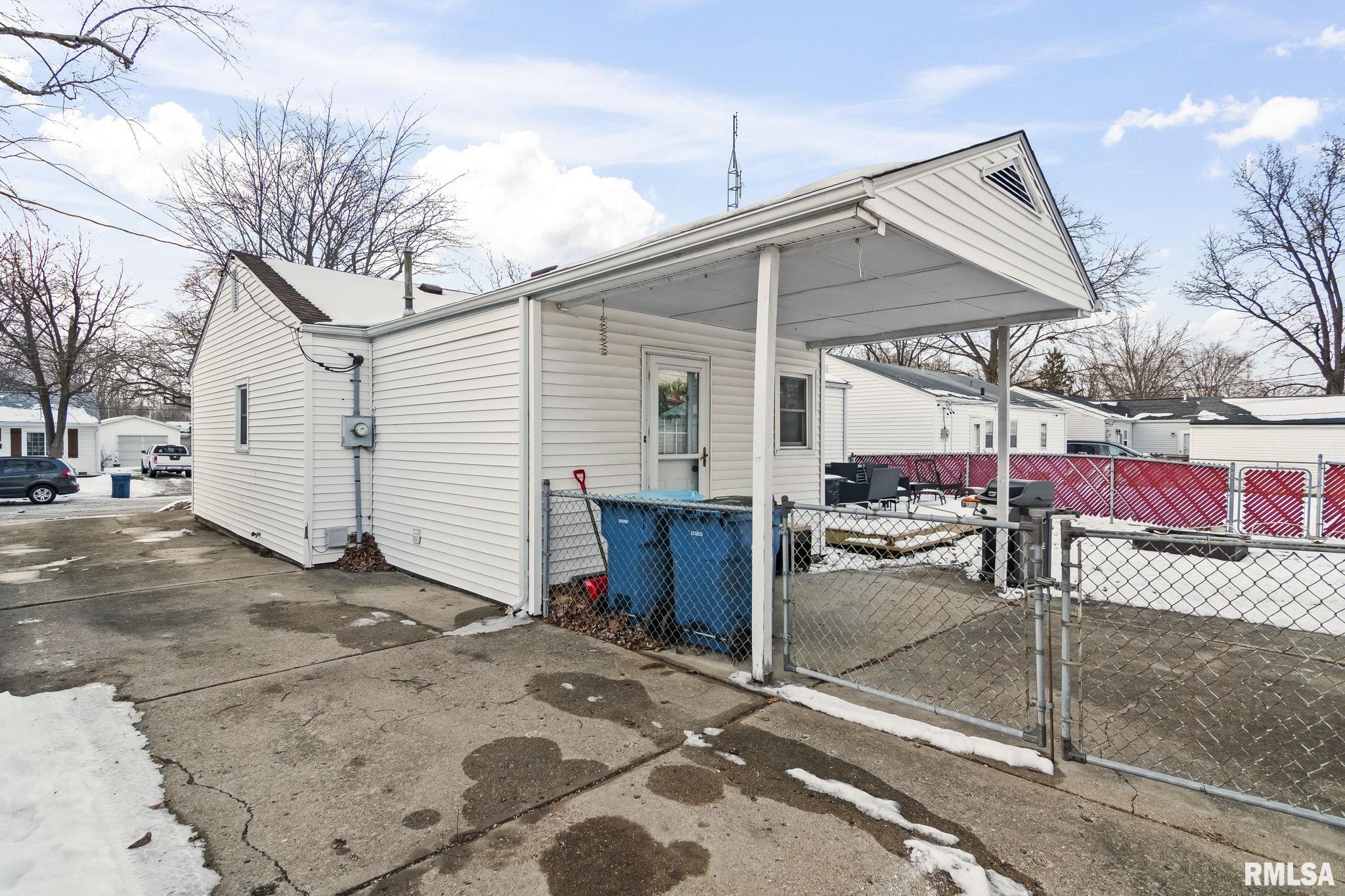 1016 Johnson Lane Springfield, IL 62702 - Photo 27 of 30