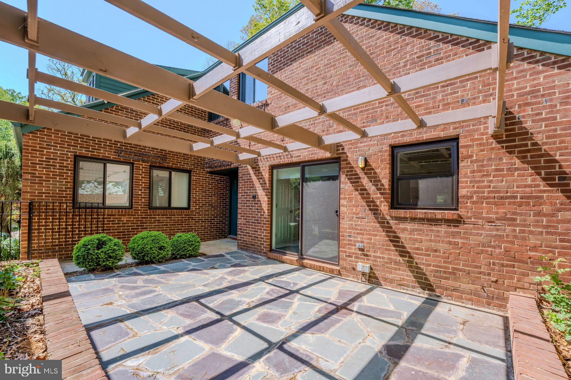 11310 Harborside Cluster Reston, VA 20191 - Photo 10 of 71 Private area for relaxing.
