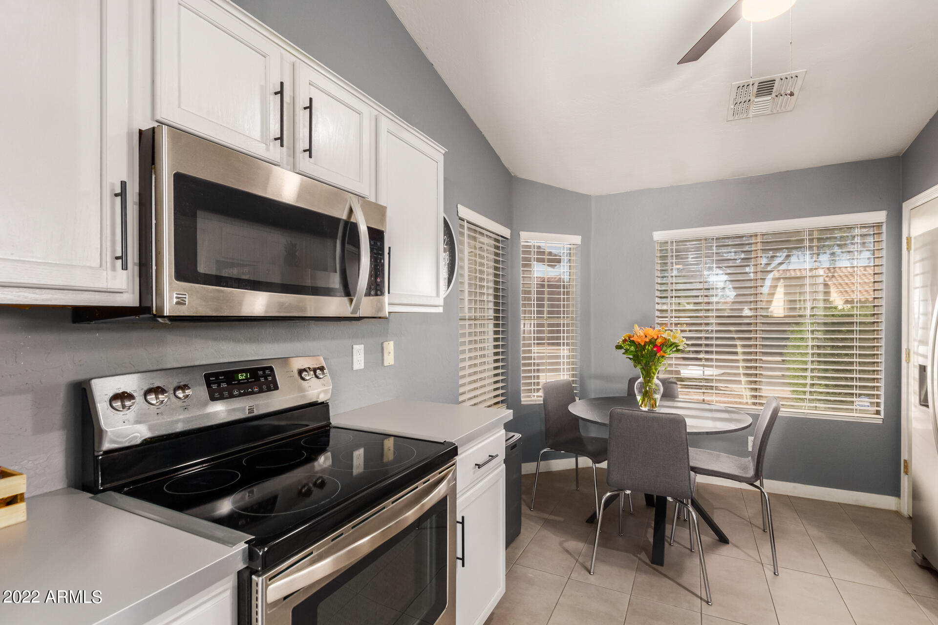 5515 South 15th Way Phoenix, AZ 85040 - Photo 13 of 28 13 - 15th