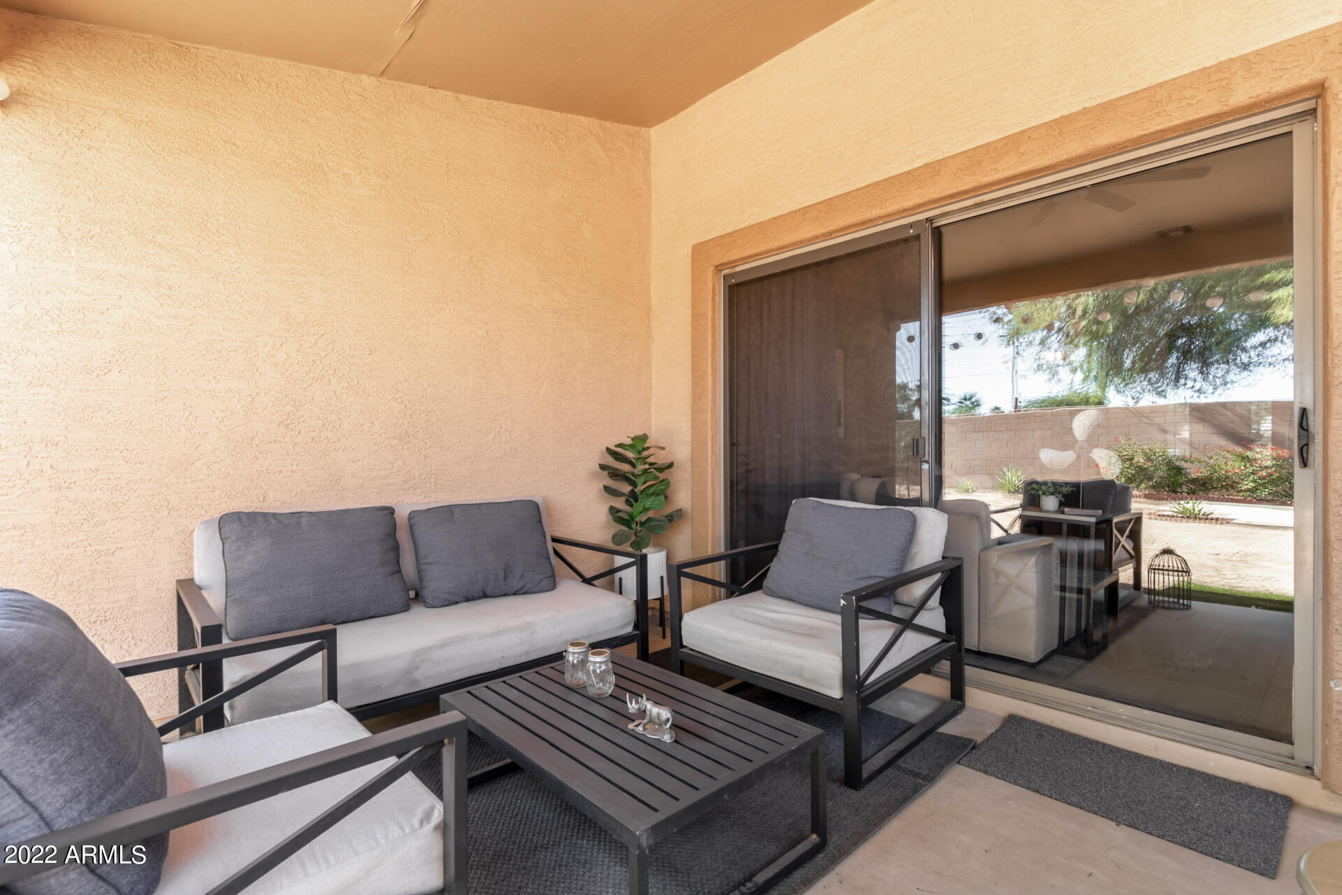 5515 South 15th Way Phoenix, AZ 85040 - Photo 25 of 28 a outdoor living space with furniture