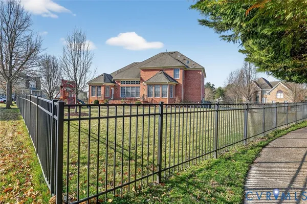 $1,100,000 | 1645 Falls Brook Run, Chesapeake, VA 23322