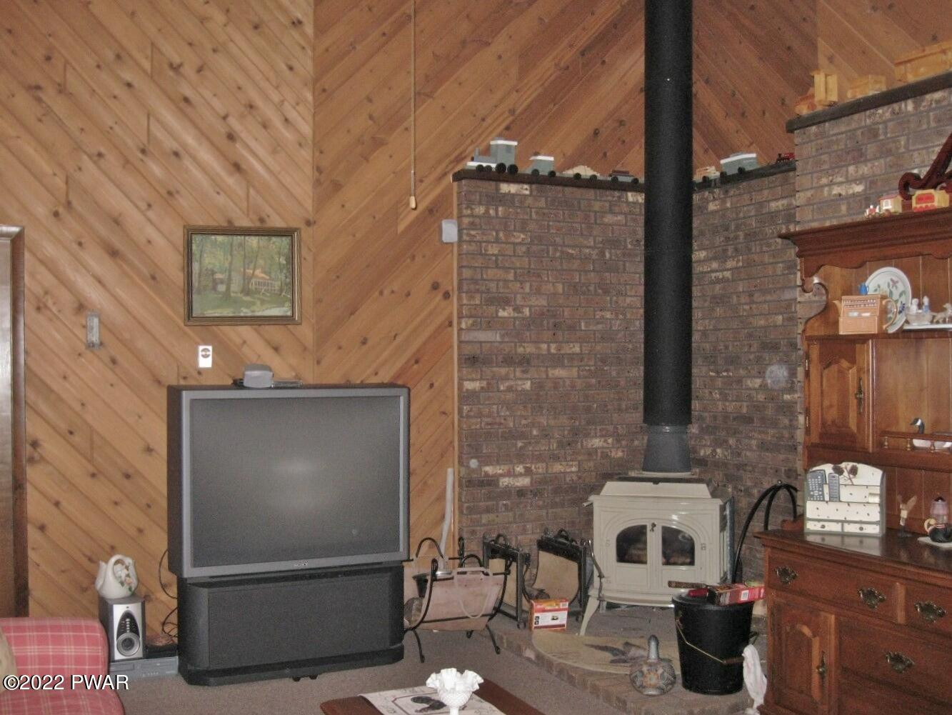 124 Cedar Ridge Road Hawley, PA 18428 - Photo 10 of 20 10-DEN