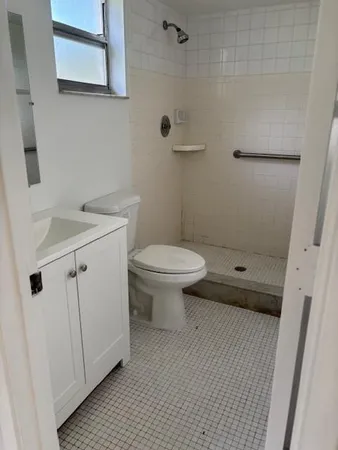 $187,500 | 501 Gardens Drive, Unit 101, Pompano Beach, FL 33069