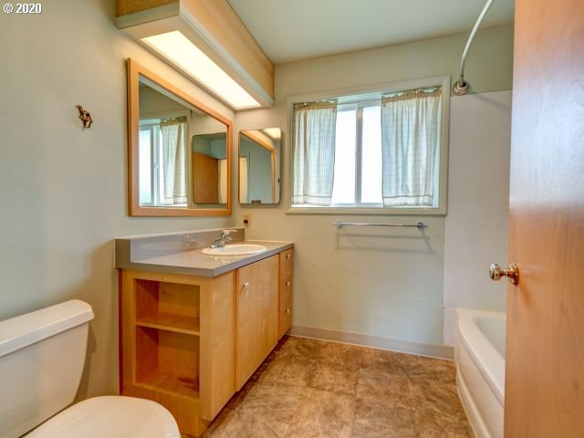 111 Greenvale Drive Springfield, OR 97477 - Photo 20 of 26 Gallery Image 20