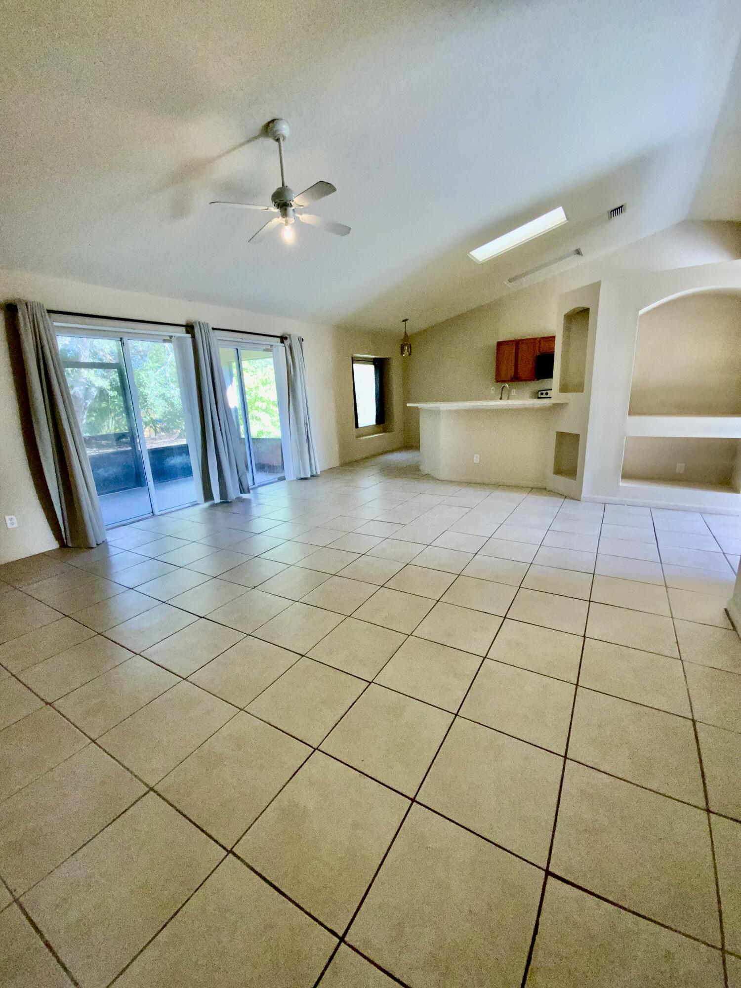 1157 Southeast Mendavia Avenue Port St. Lucie, FL 34952 - Photo 4 of 20 IMG_0012