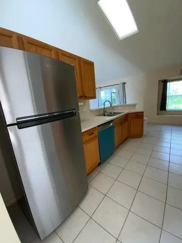 $2,300 | 1157 Southeast Mendavia Avenue, Port St. Lucie, FL 34952