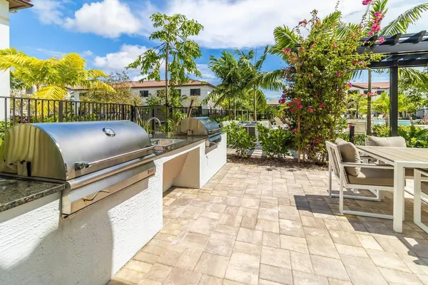 $2,589 | 11270 Cooper Drive, Unit 106, Royal Palm Beach, FL 33414