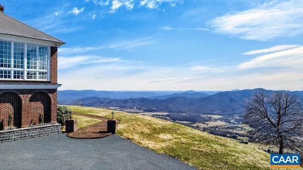 $2,400,000 | 0 Bryant Mountain Road, Roseland, VA 22967