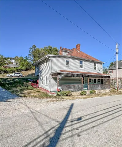 $79,900 | 225 Lynn Road, Brownsville, PA 15417