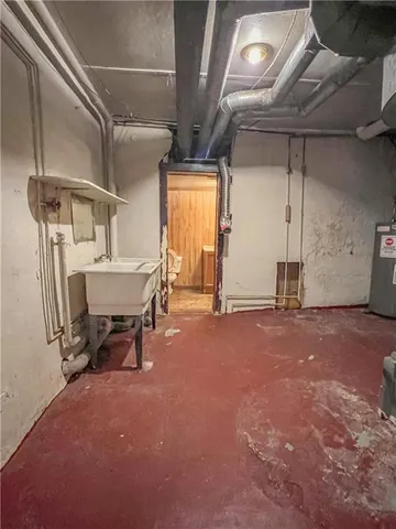 $79,900 | 225 Lynn Road, Brownsville, PA 15417