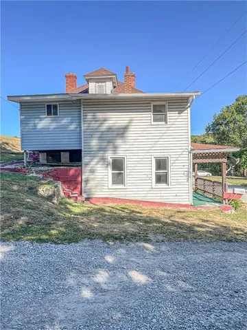 $79,900 | 225 Lynn Road, Brownsville, PA 15417