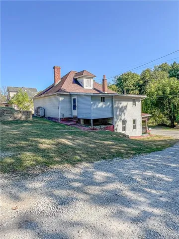$79,900 | 225 Lynn Road, Brownsville, PA 15417