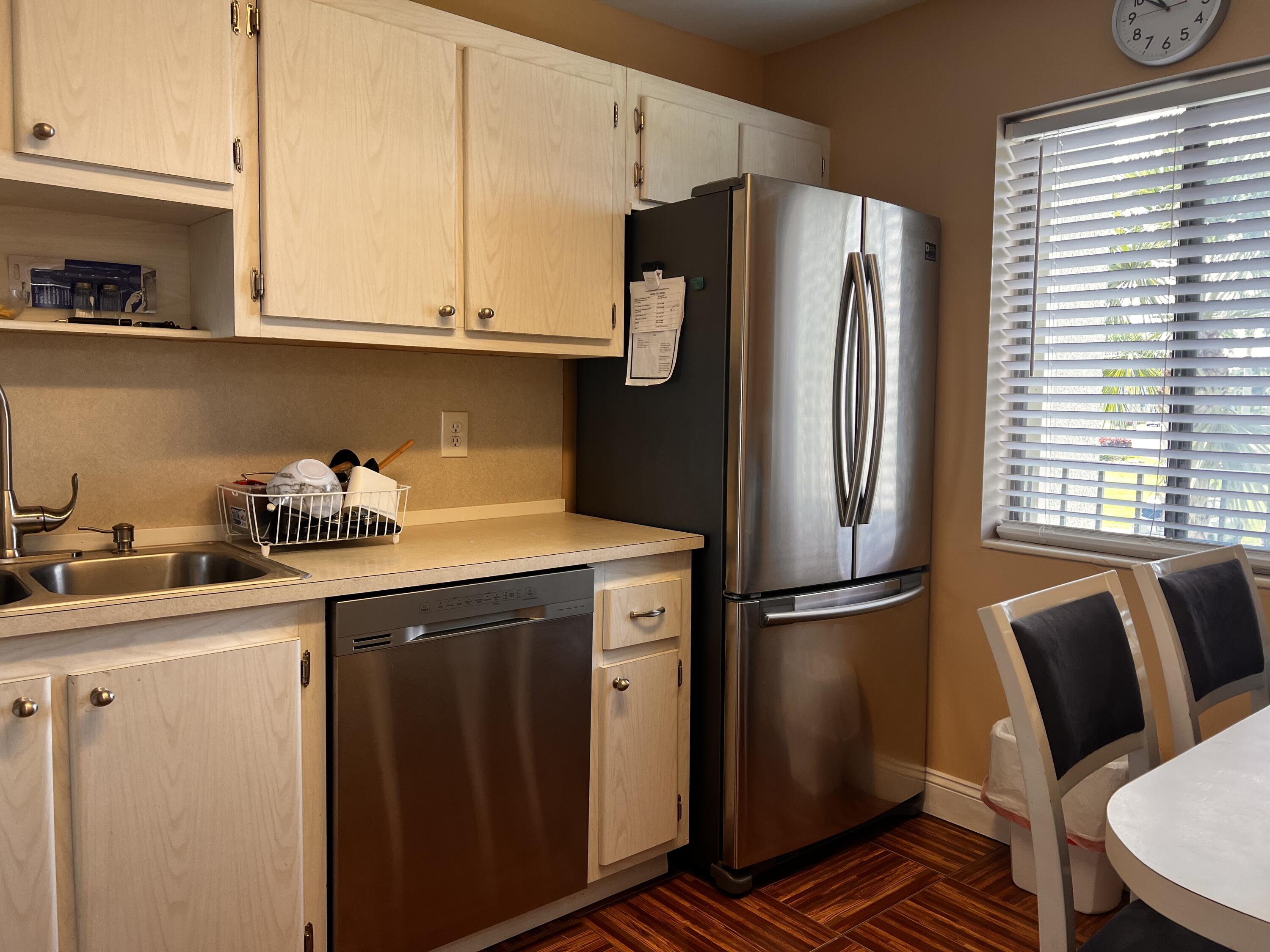 4070 Tivoli Court, Unit 202 Lake Worth, FL 33467 - Photo 11 of 28 2025-02-19 10.44.41