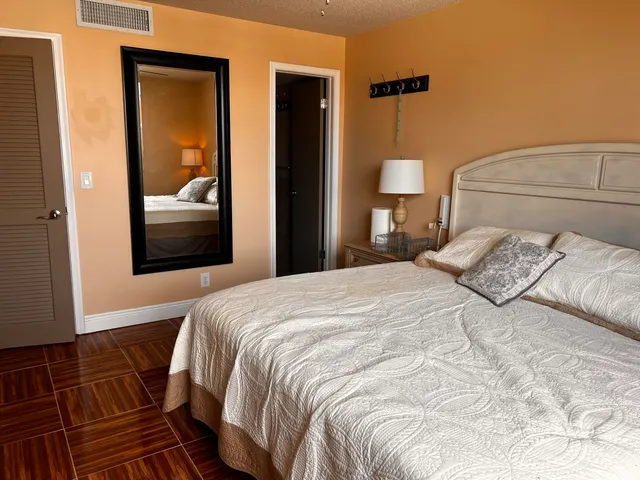 $150,000 | 4070 Tivoli Court, Unit 202, Lake Worth, FL 33467