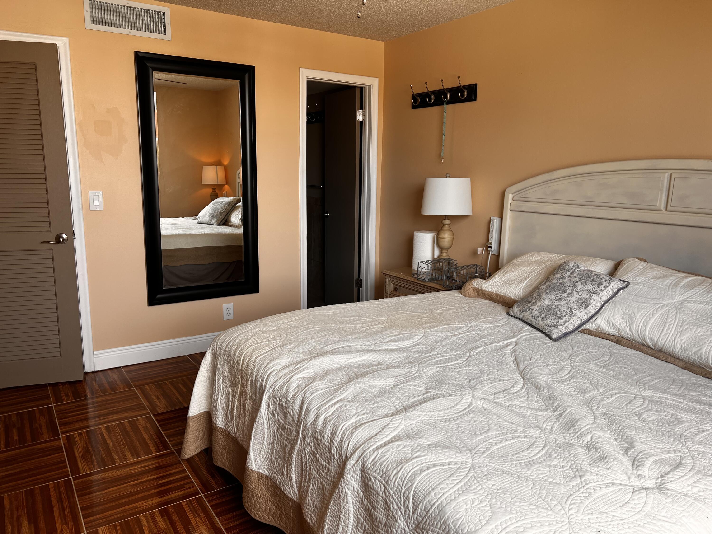 4070 Tivoli Court, Unit 202 Lake Worth, FL 33467 - Photo 17 of 28 2025-02-19 10.42.09