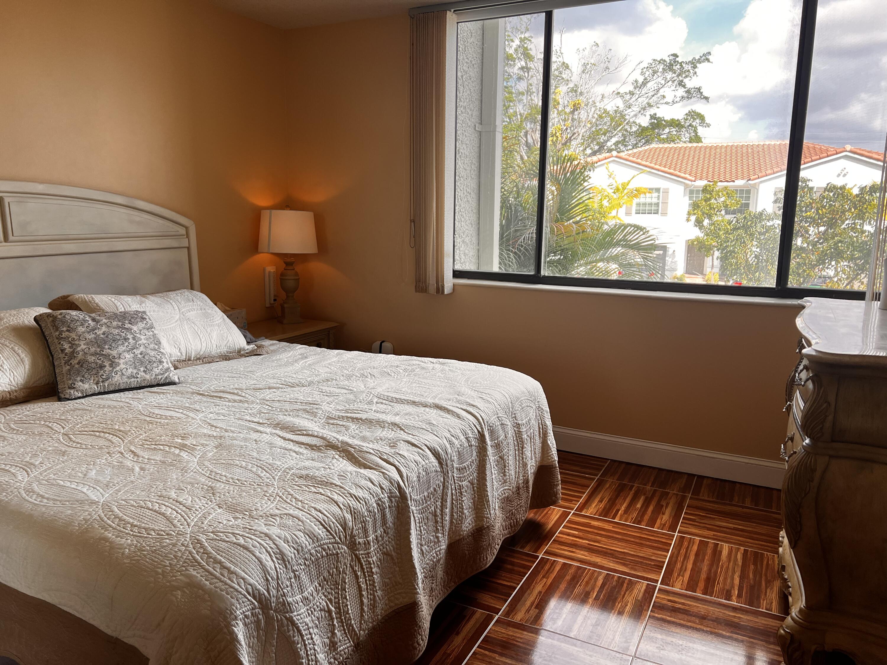 4070 Tivoli Court, Unit 202 Lake Worth, FL 33467 - Photo 20 of 28 2025-02-19 10.41.53