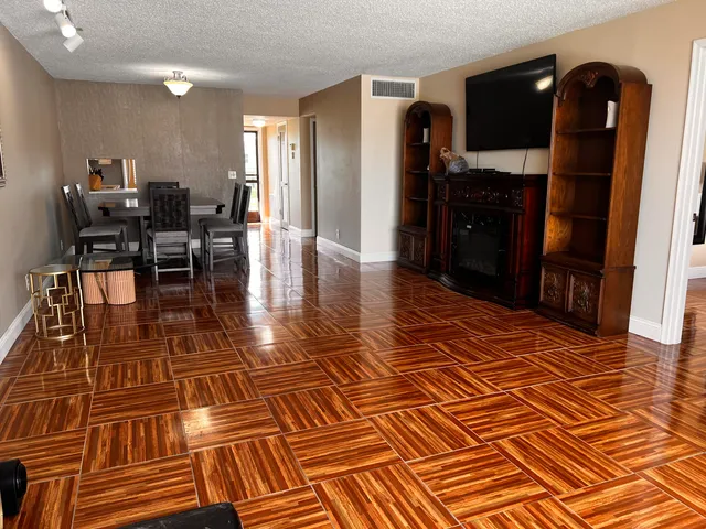 $150,000 | 4070 Tivoli Court, Unit 202, Lake Worth, FL 33467