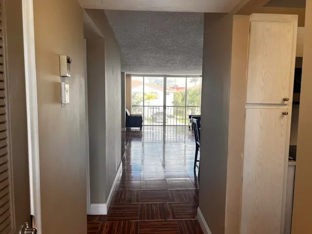 $150,000 | 4070 Tivoli Court, Unit 202, Lake Worth, FL 33467