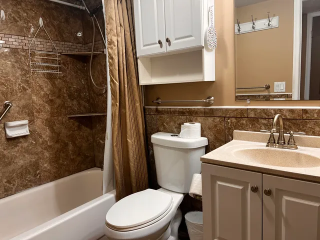 $150,000 | 4070 Tivoli Court, Unit 202, Lake Worth, FL 33467