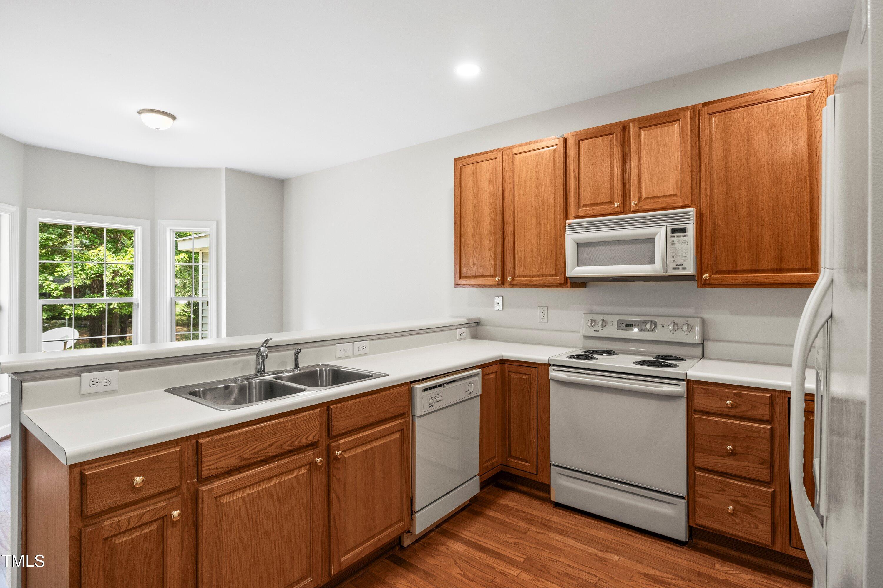 216 Grand Springs Garner, NC 27529 - Photo 7 of 21 18-20240611216 Grand Spring Ct022