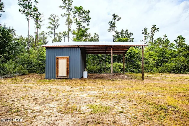 $39,500 | 855 Fairborn Avenue, Alford, FL 32420