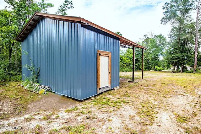 $39,500 | 855 Fairborn Avenue, Alford, FL 32420