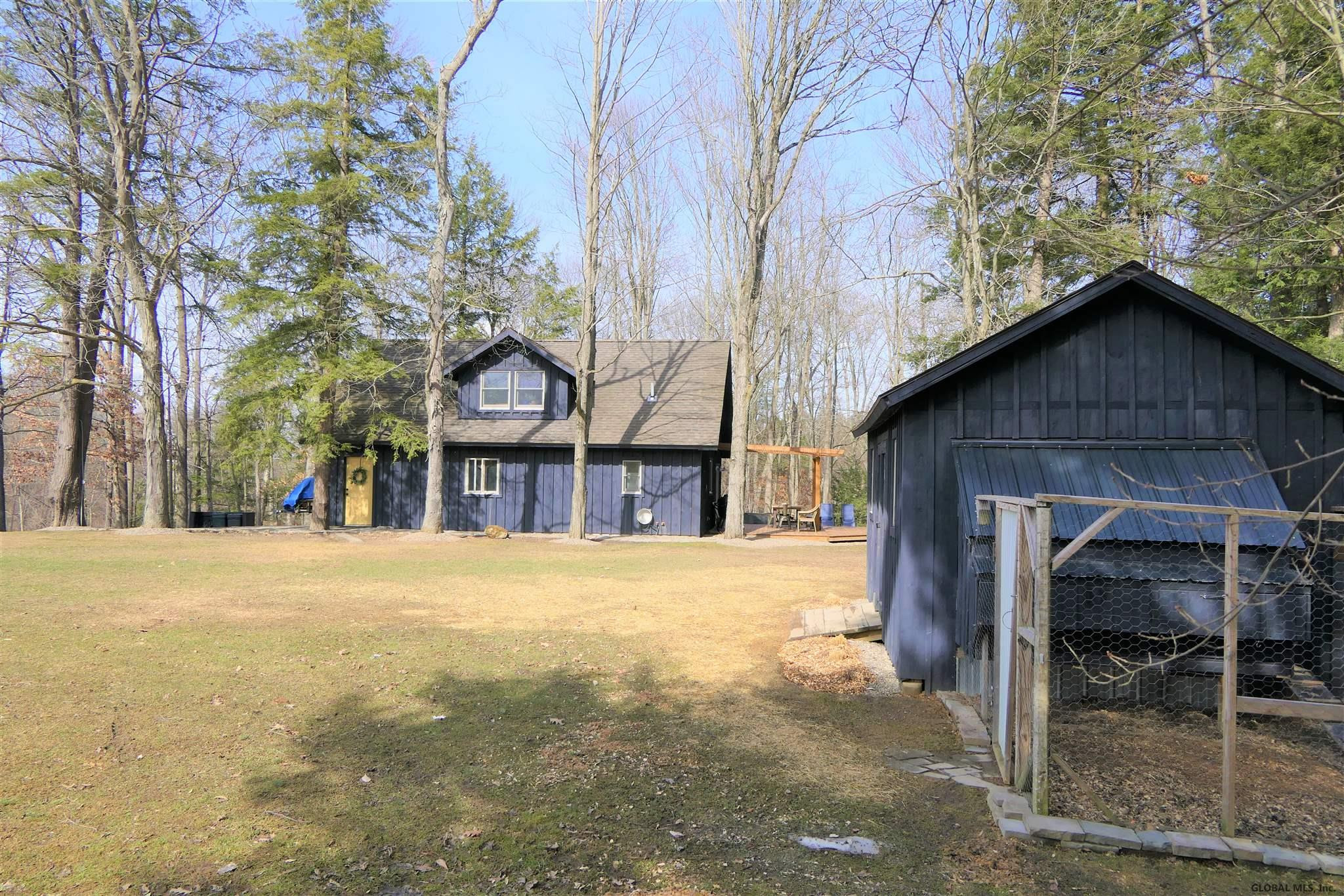 119 Clinton Road Canajoharie, NY 13317 - Photo 4 of 82 Photo 4