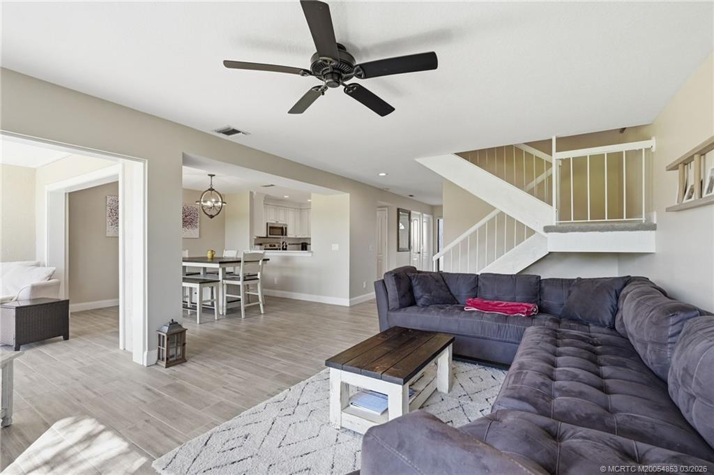 5657 Southeast Foxcross Place Stuart, FL 34997 - Photo 13 of 61