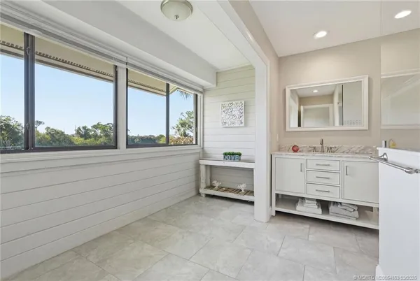 $399,999 | 5657 Southeast Foxcross Place, Stuart, FL 34997