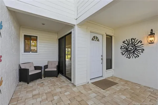 $399,999 | 5657 Southeast Foxcross Place, Stuart, FL 34997