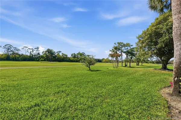 $399,999 | 5657 Southeast Foxcross Place, Stuart, FL 34997