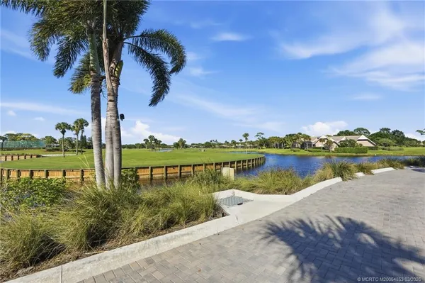 $399,999 | 5657 Southeast Foxcross Place, Stuart, FL 34997