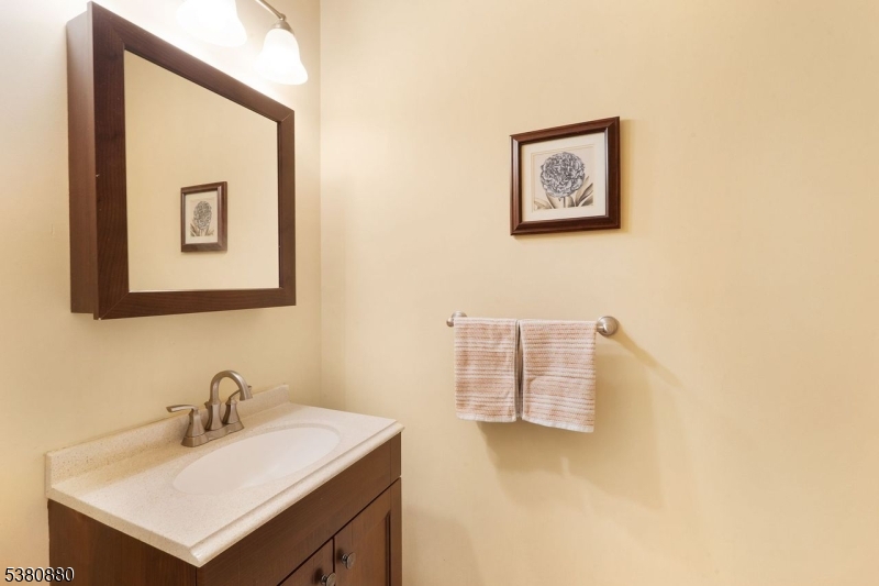 7 Hughes Road Bridgewater, NJ 08807 - Photo 18 of 36 Gallery Image 18