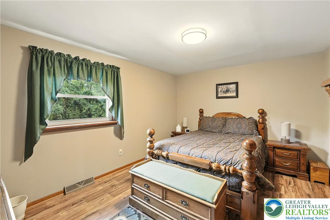6176 Ridge Road Zionsville, PA 18092 - Photo 11 of 31 Gallery Image 11