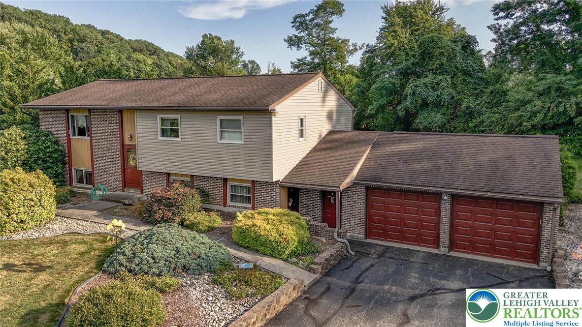 6176 Ridge Road Zionsville, PA 18092 - Photo 27 of 31 Gallery Image 27