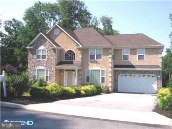 710 Kelli Lane Springfield, PA 19064 - Photo 1 of 11 Exterior Front
