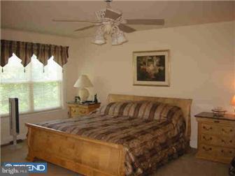 710 Kelli Lane Springfield, PA 19064 - Photo 7 of 11 Bedroom - Main