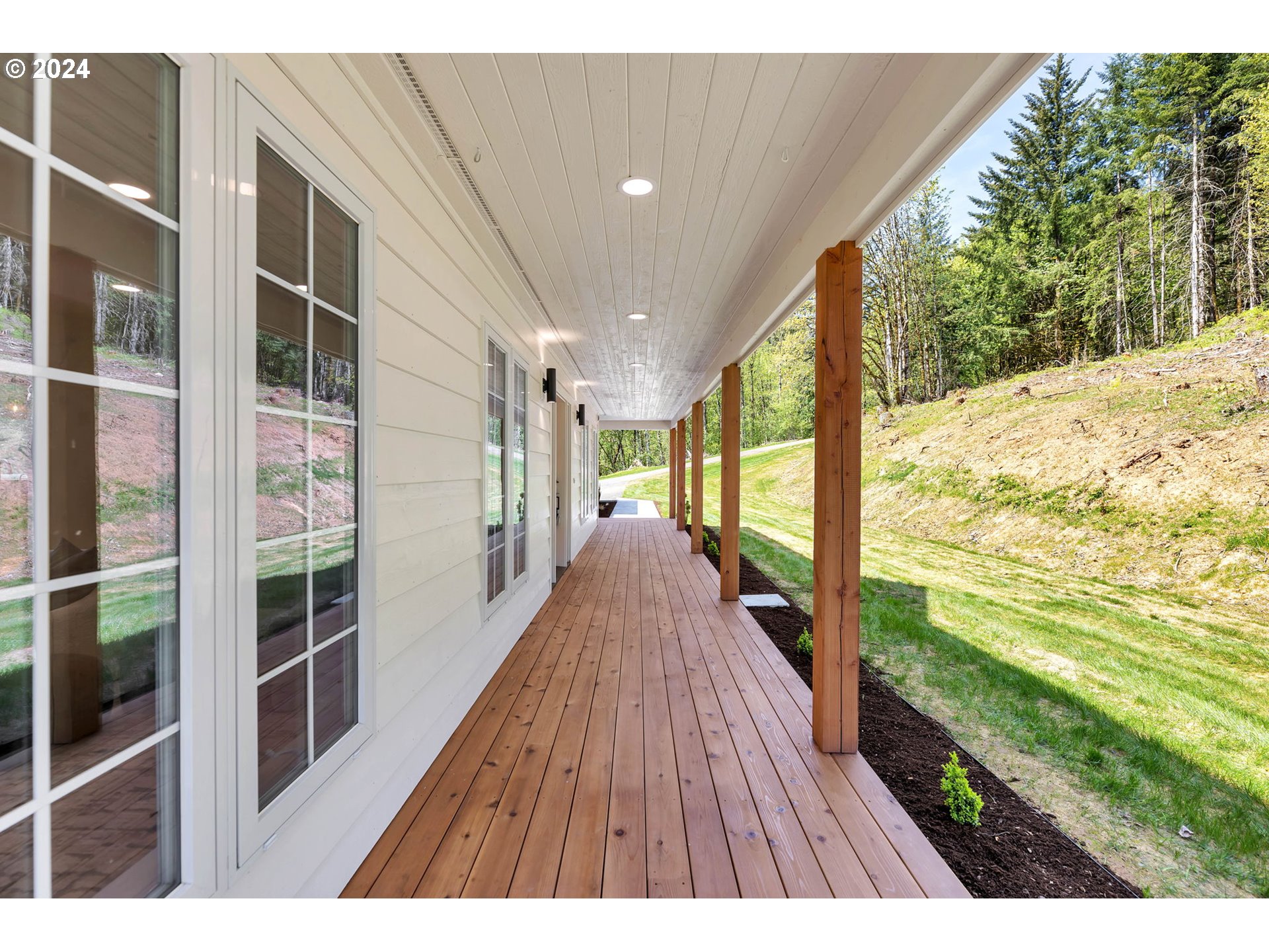 540 Bryant Road Woodland, WA 98674 - Photo 4 of 47 Gallery Image 4