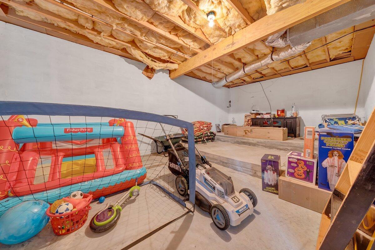 232 Bowles Road Collinsville, VA 24078 - Photo 21 of 25 Basement