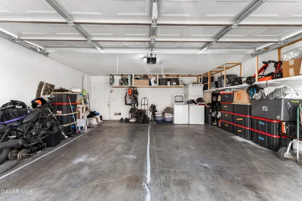 $319,999 | 1750 East Ave Q14, Unit 10, Palmdale, CA 93550