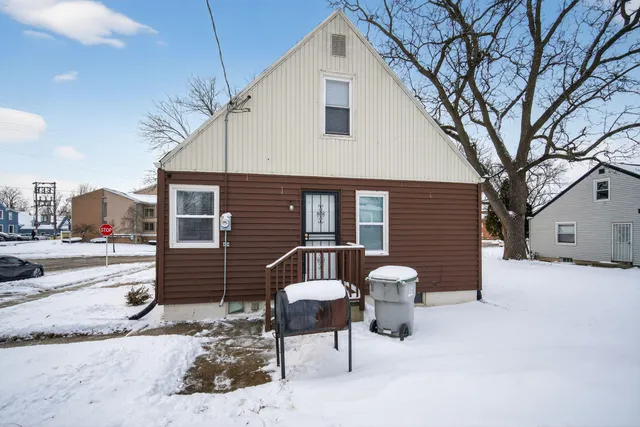 $165,000 | 4216 West Sheridan Avenue, Milwaukee, WI 53209