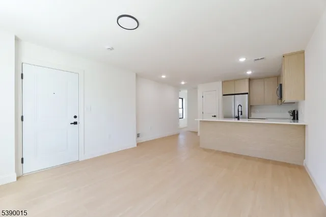 $3,000 | 27 Robert Street, Paterson, NJ 07503